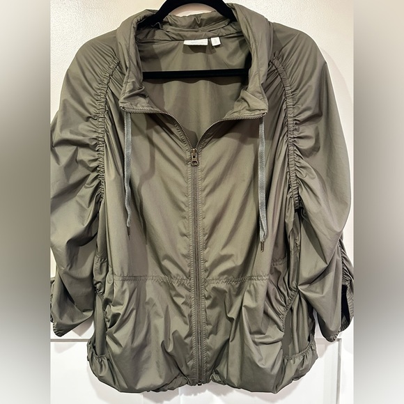 Olive Green Hooded Jacket - Picture 9 of 10